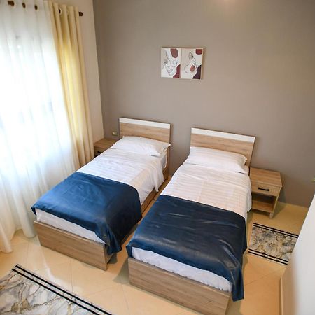 Villa Solitude Berat Exterior foto