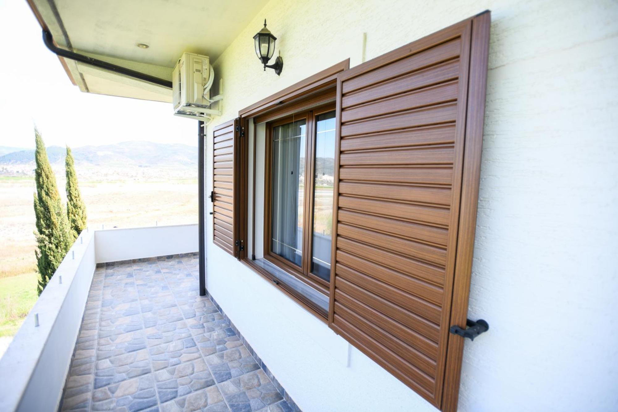 Villa Solitude Berat Exterior foto