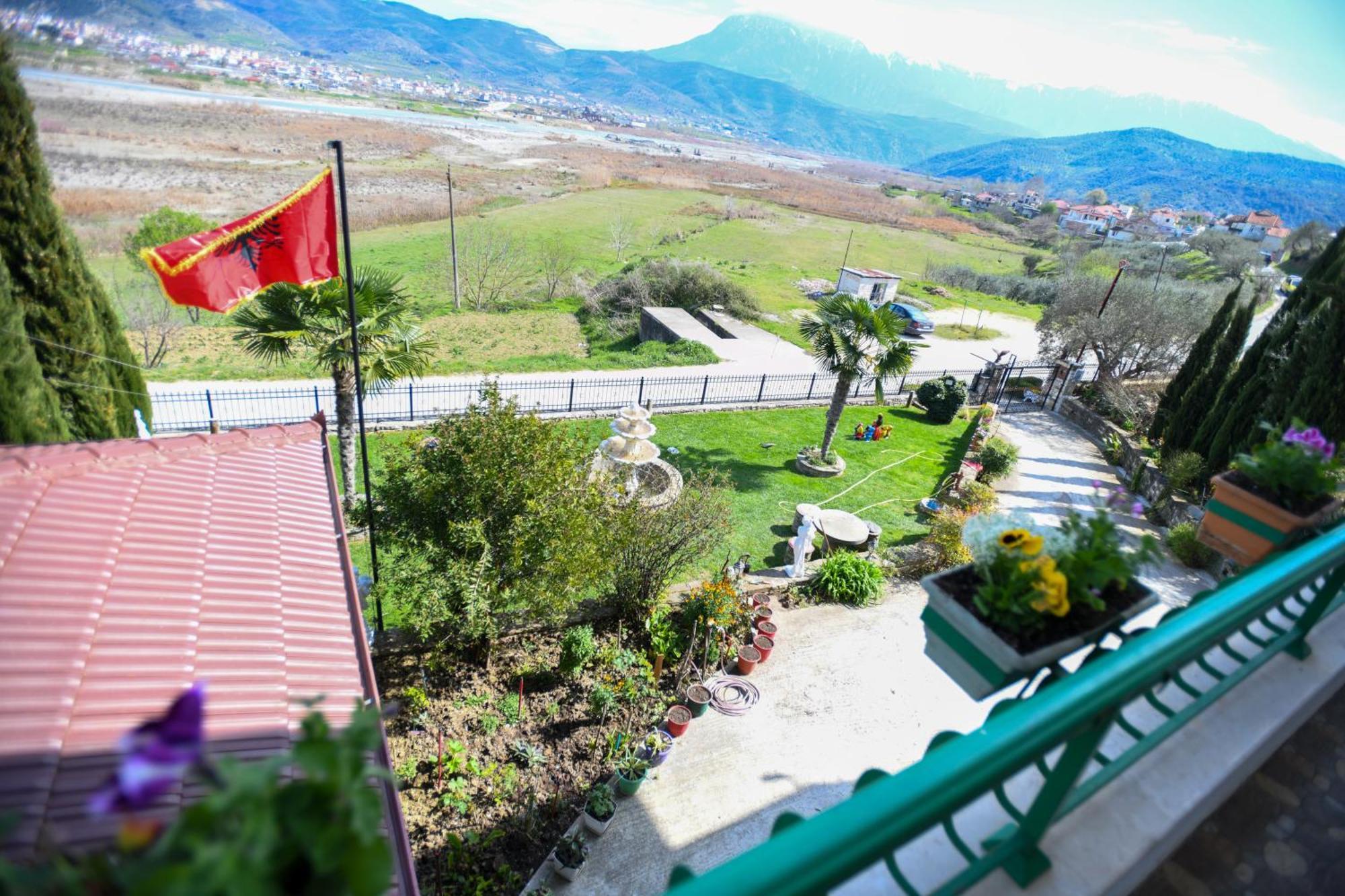 Villa Solitude Berat Exterior foto