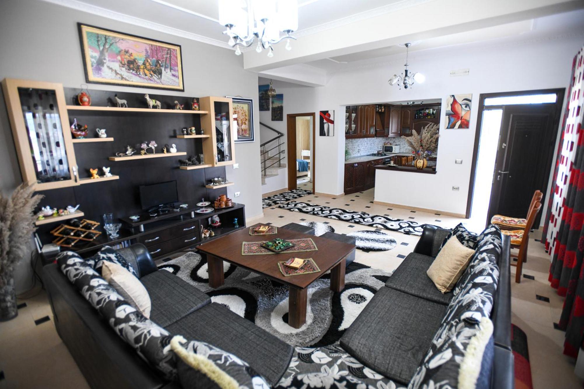 Villa Solitude Berat Exterior foto