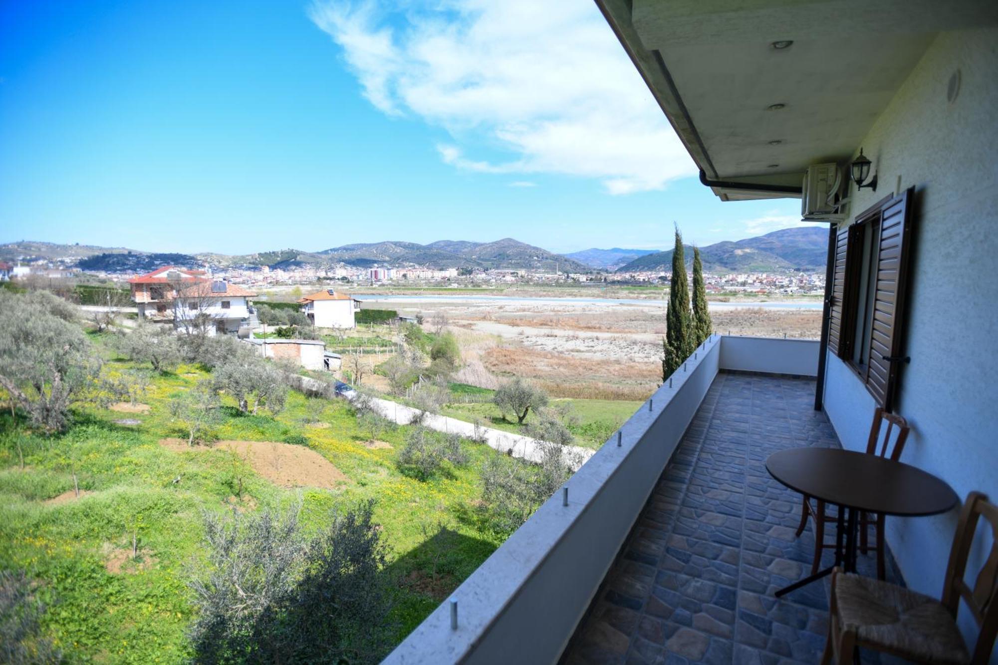 Villa Solitude Berat Exterior foto